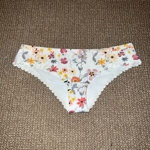 H&M | Floral Bikini Bottom